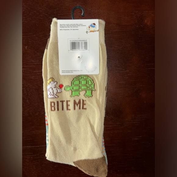 SWEETS FOR YOUR FEETS NOVELTY CREW SOCKS NWT MEN’S SHOE SIZE 6.5-12 - Picture 2 of 2